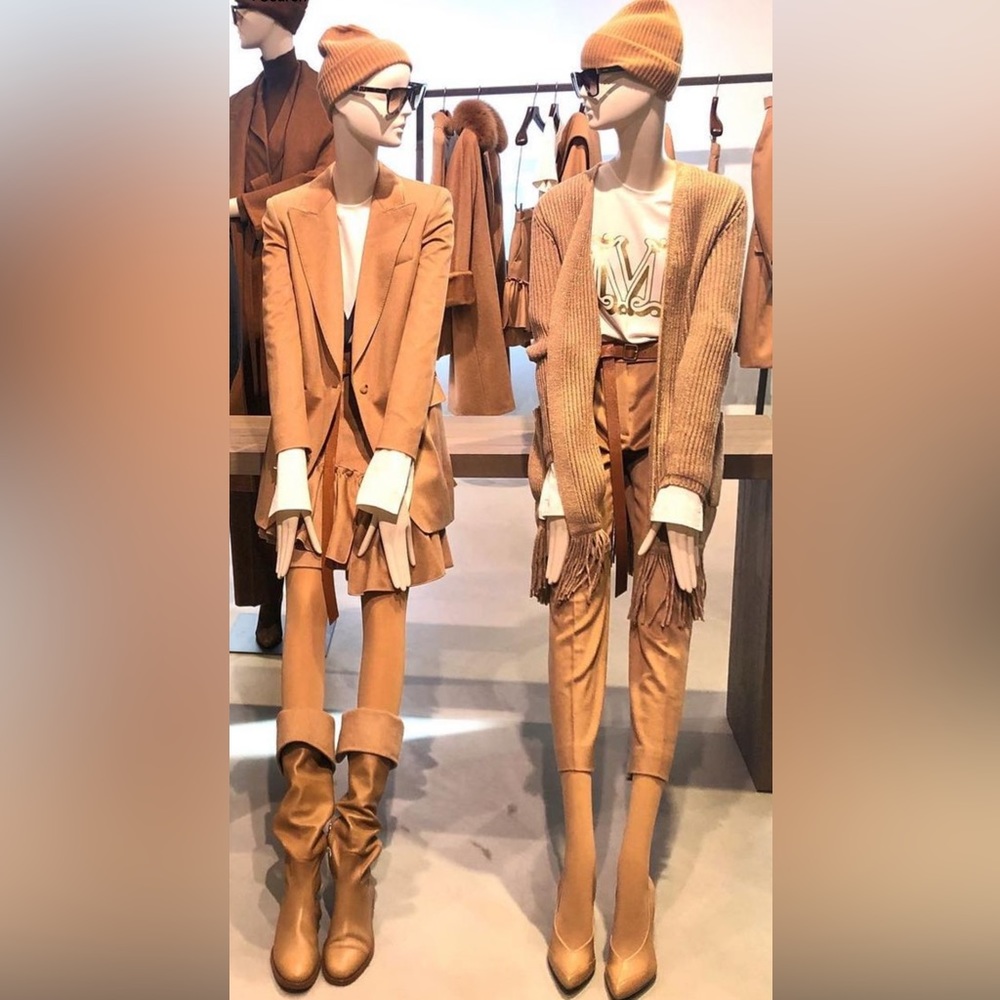 SOLD! Retail$1,185 MAX MARA Brigg Fold-over Leather Brown Boots. Sz:EU39/US8.5 - Picture 1 of 16